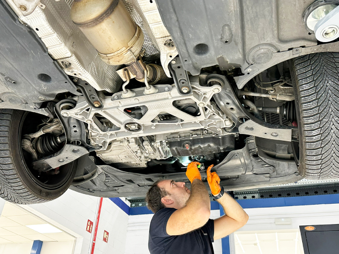 HelpPoint-Needcarhelp-Revision-coches-img-007B